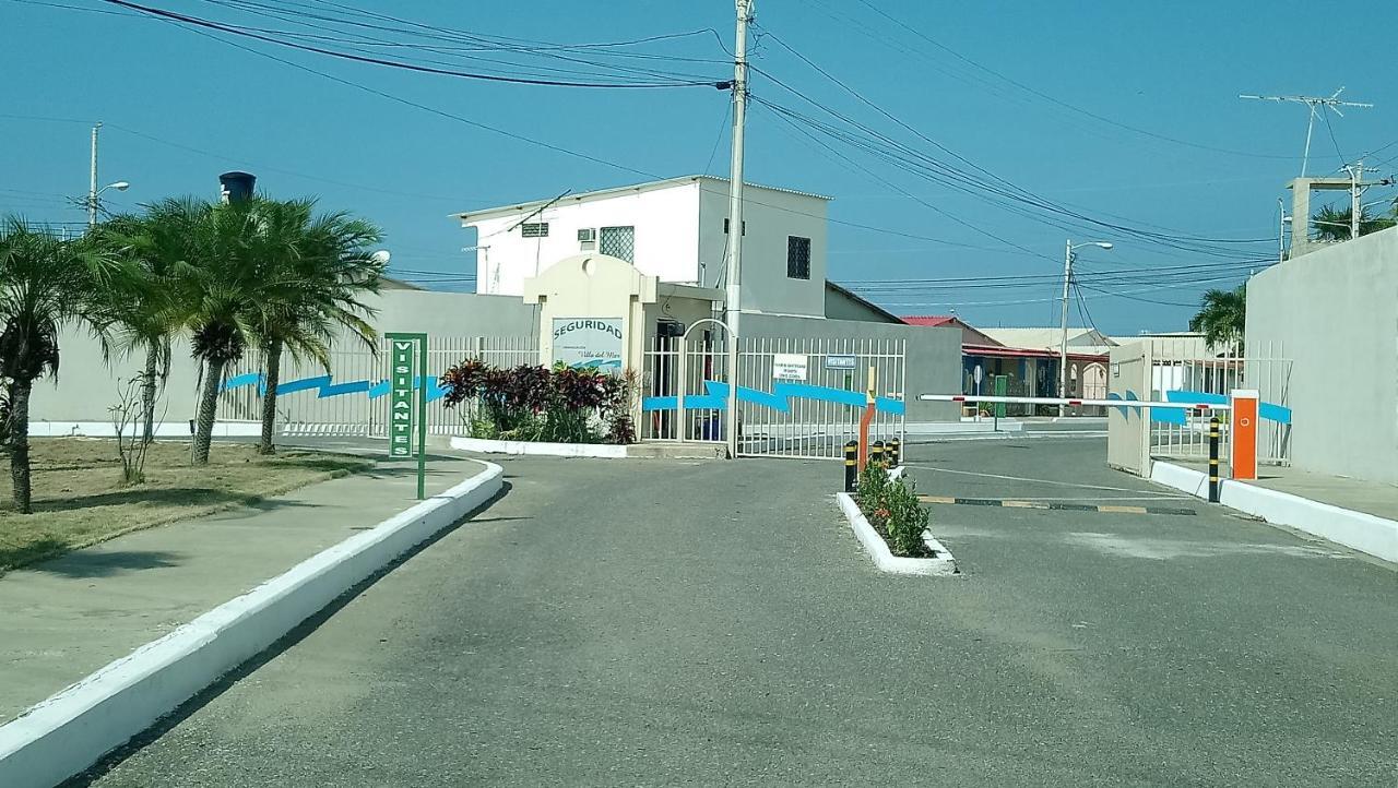 Beach House In Punta Carnero Salinas / Casa מראה חיצוני תמונה